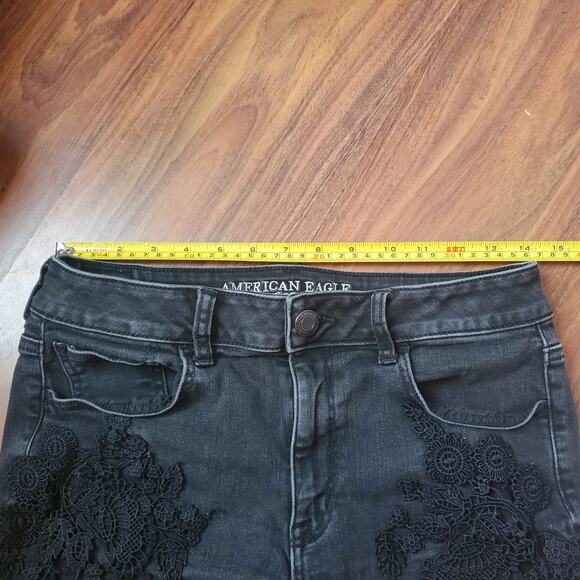 American Eagle Hi-Rise Shortie Lace Embroidery Black Denim Shorts Women's 10 - Picture 10 of 14